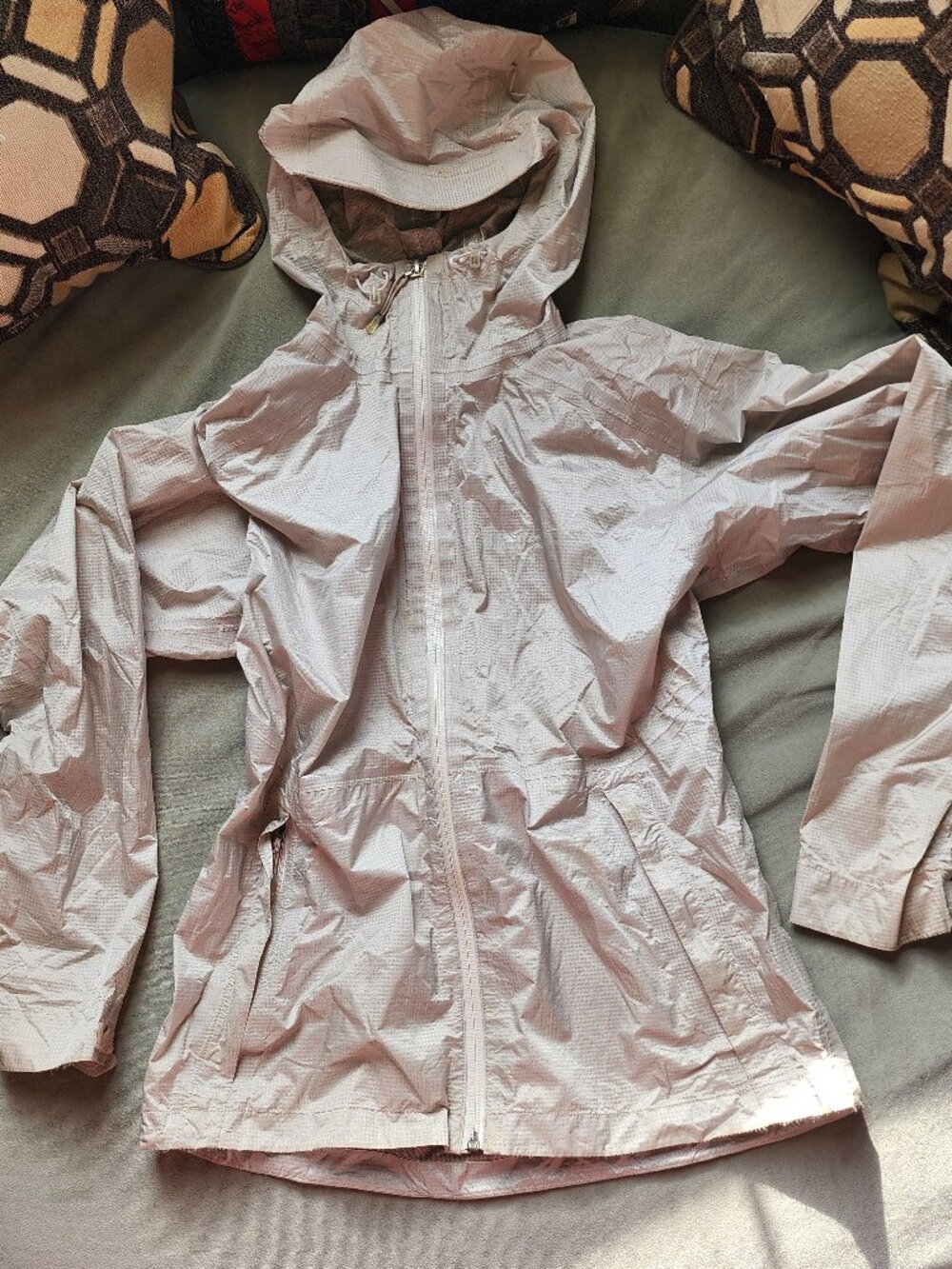 Marmot Lightweight Windbreaker Jacket Light Grey Hooded Size Small Outdoor